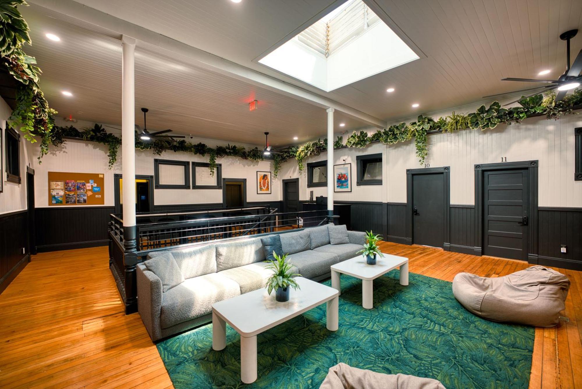 Howzit Hostels Hawaii Hilo Esterno foto